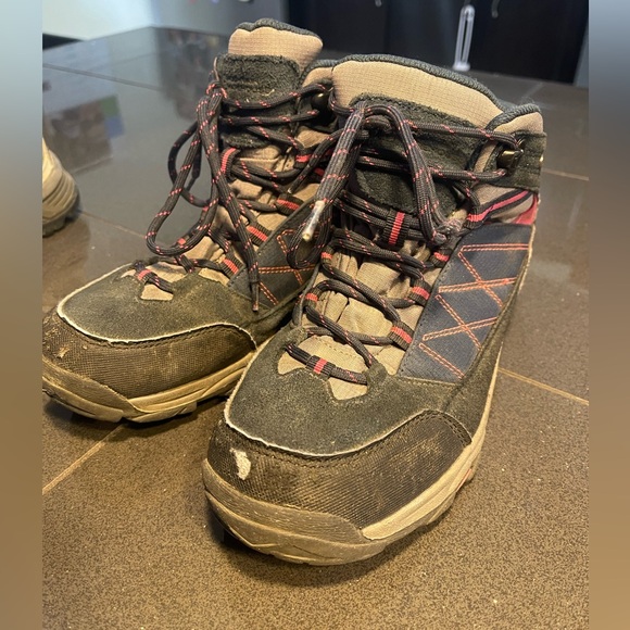 Mountain Warehouse hiking boots US 8 - Picture 7 of 7